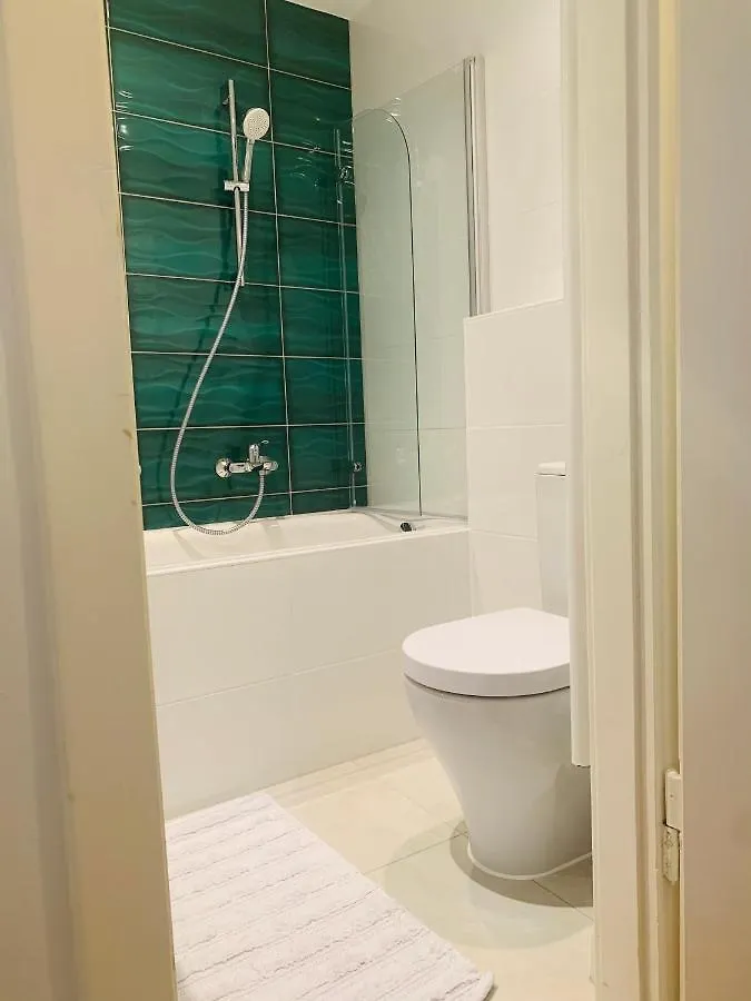 Glamour Apartment Dusseldorf Germany